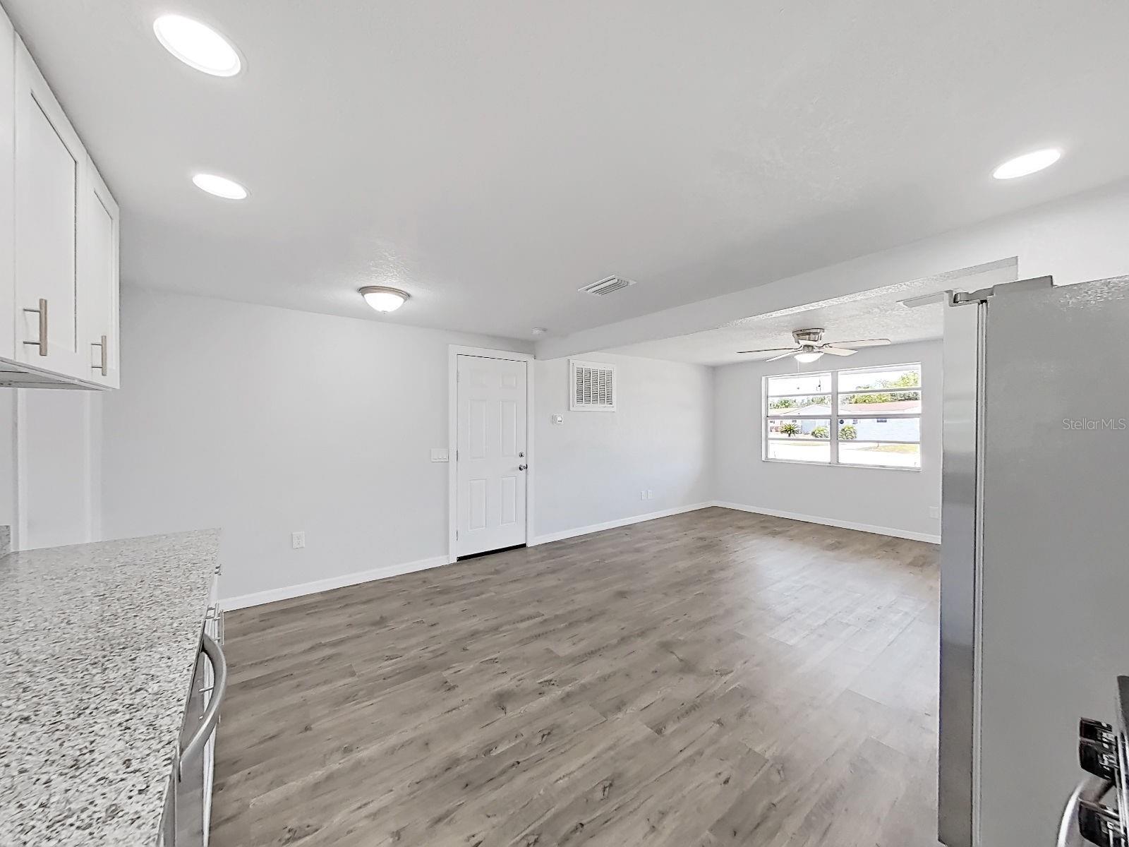 Image 13 of 32 For 4710 Taray Lane