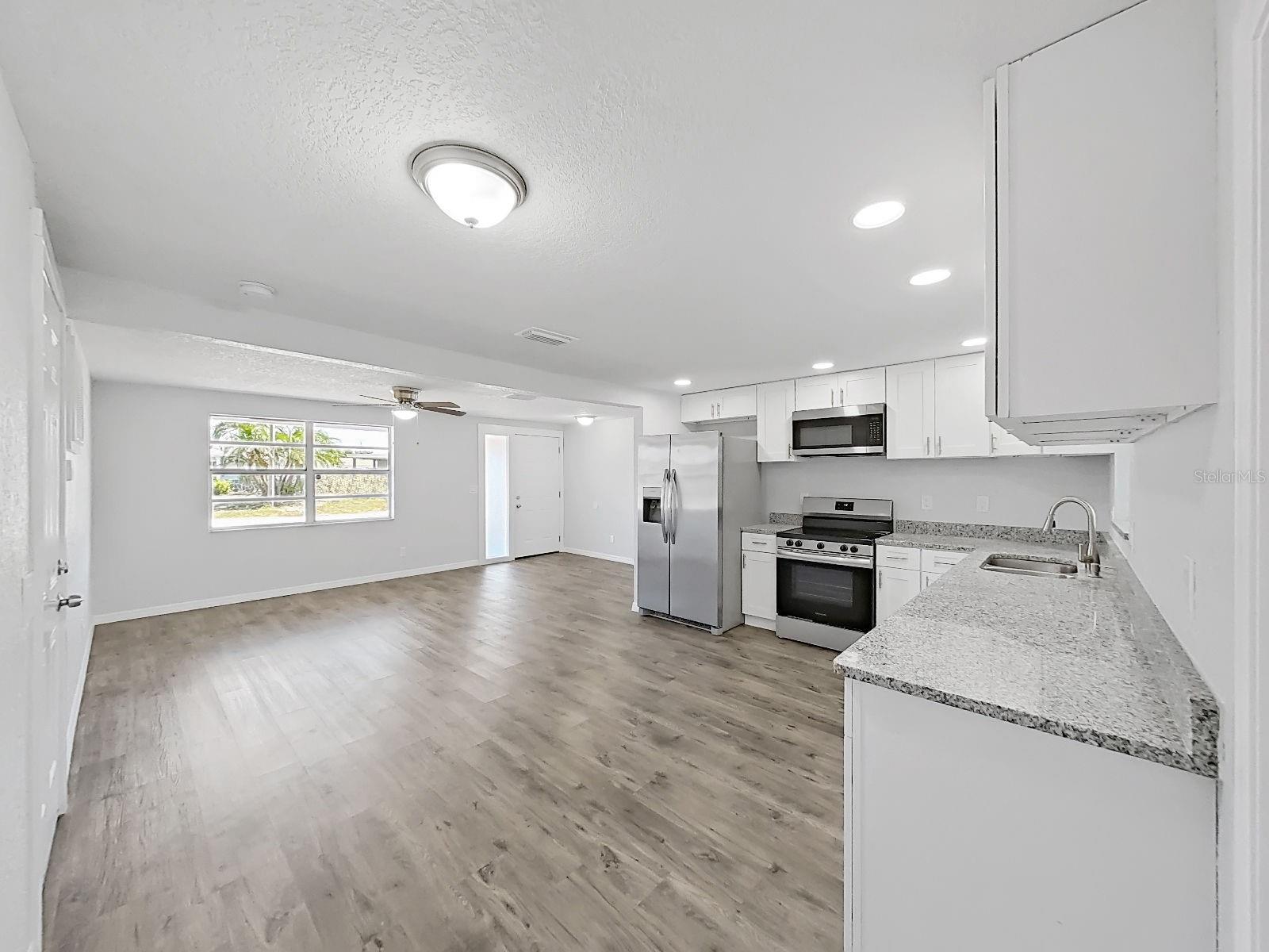 Image 14 of 32 For 4710 Taray Lane