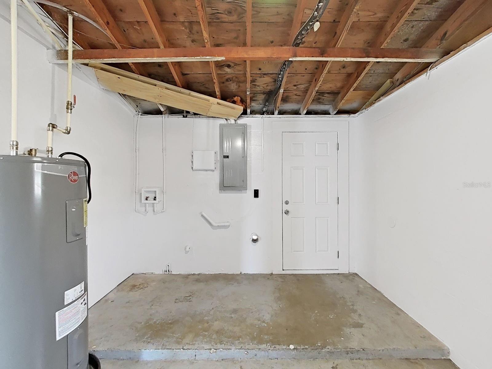 Image 27 of 32 For 4710 Taray Lane