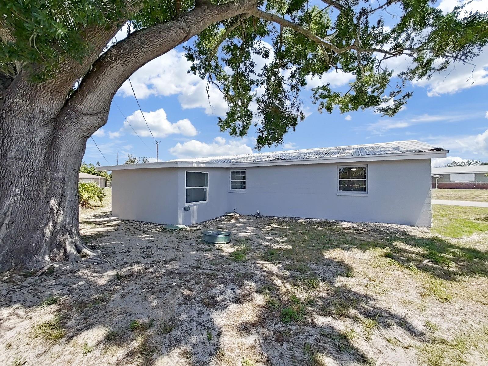 Image 28 of 32 For 4710 Taray Lane