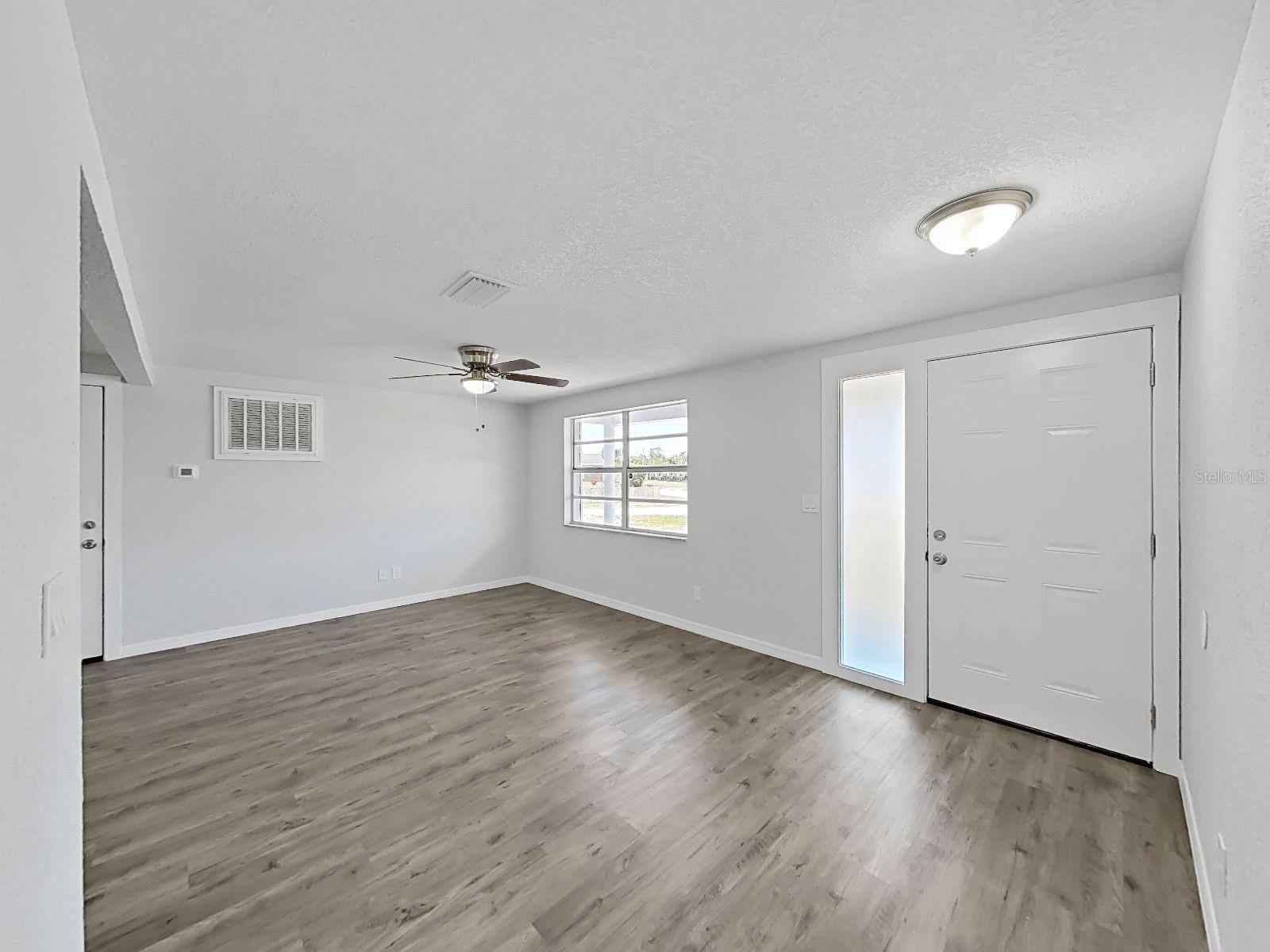 Image 7 of 32 For 4710 Taray Lane