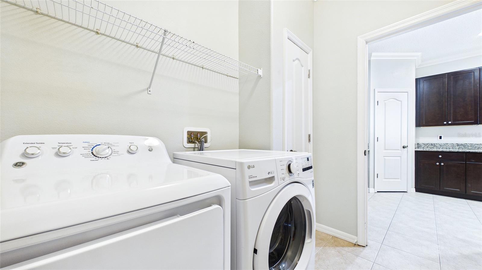 Image 17 of 56 For 7447 Surrey Pines Drive