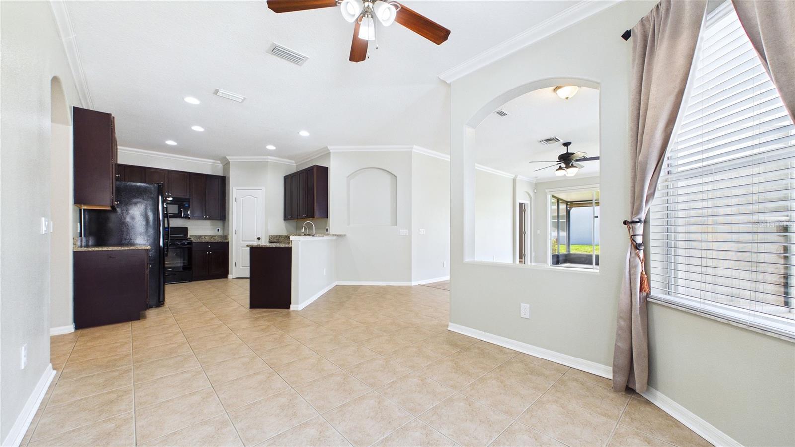 Image 22 of 56 For 7447 Surrey Pines Drive