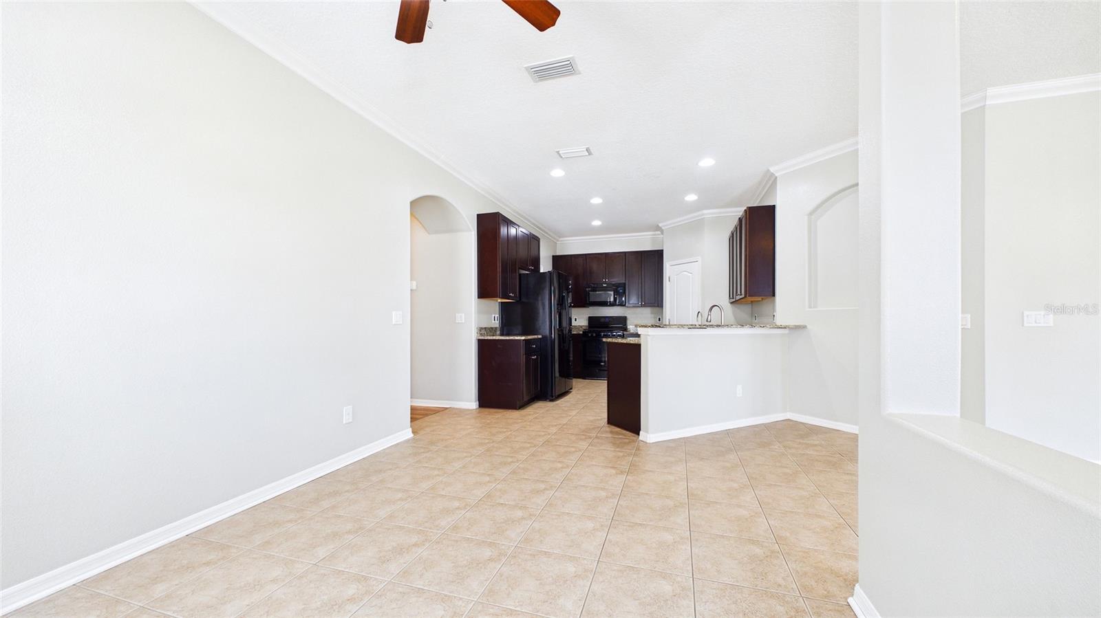 Image 23 of 56 For 7447 Surrey Pines Drive