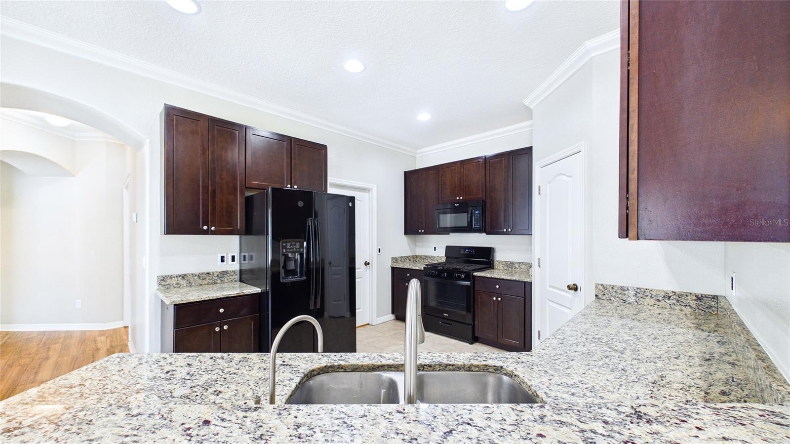 Image 25 of 56 For 7447 Surrey Pines Drive