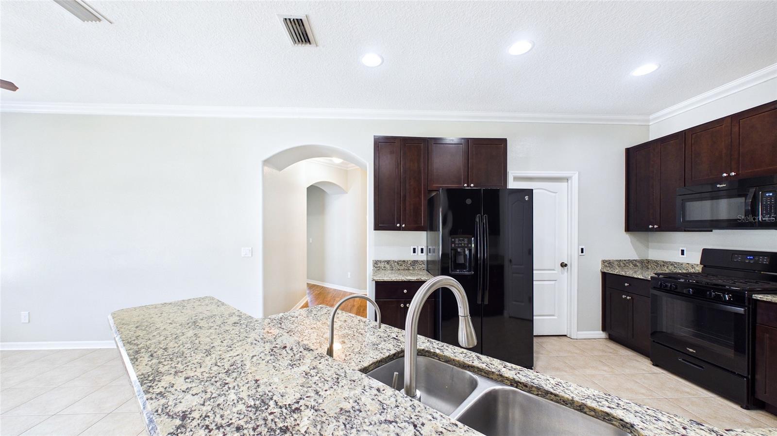 Image 26 of 56 For 7447 Surrey Pines Drive