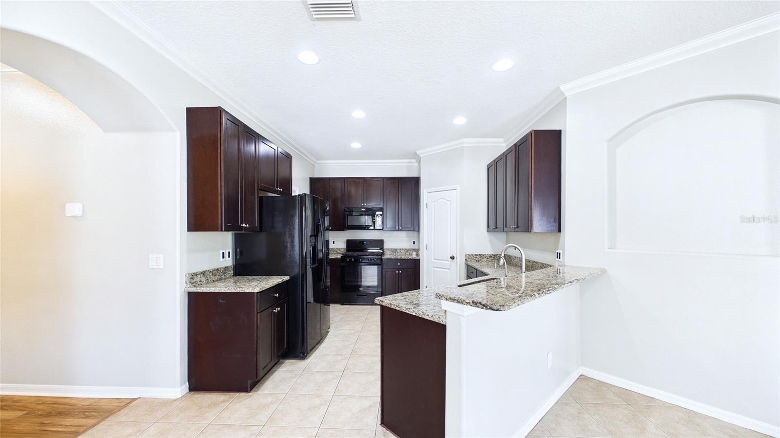 Image 27 of 56 For 7447 Surrey Pines Drive