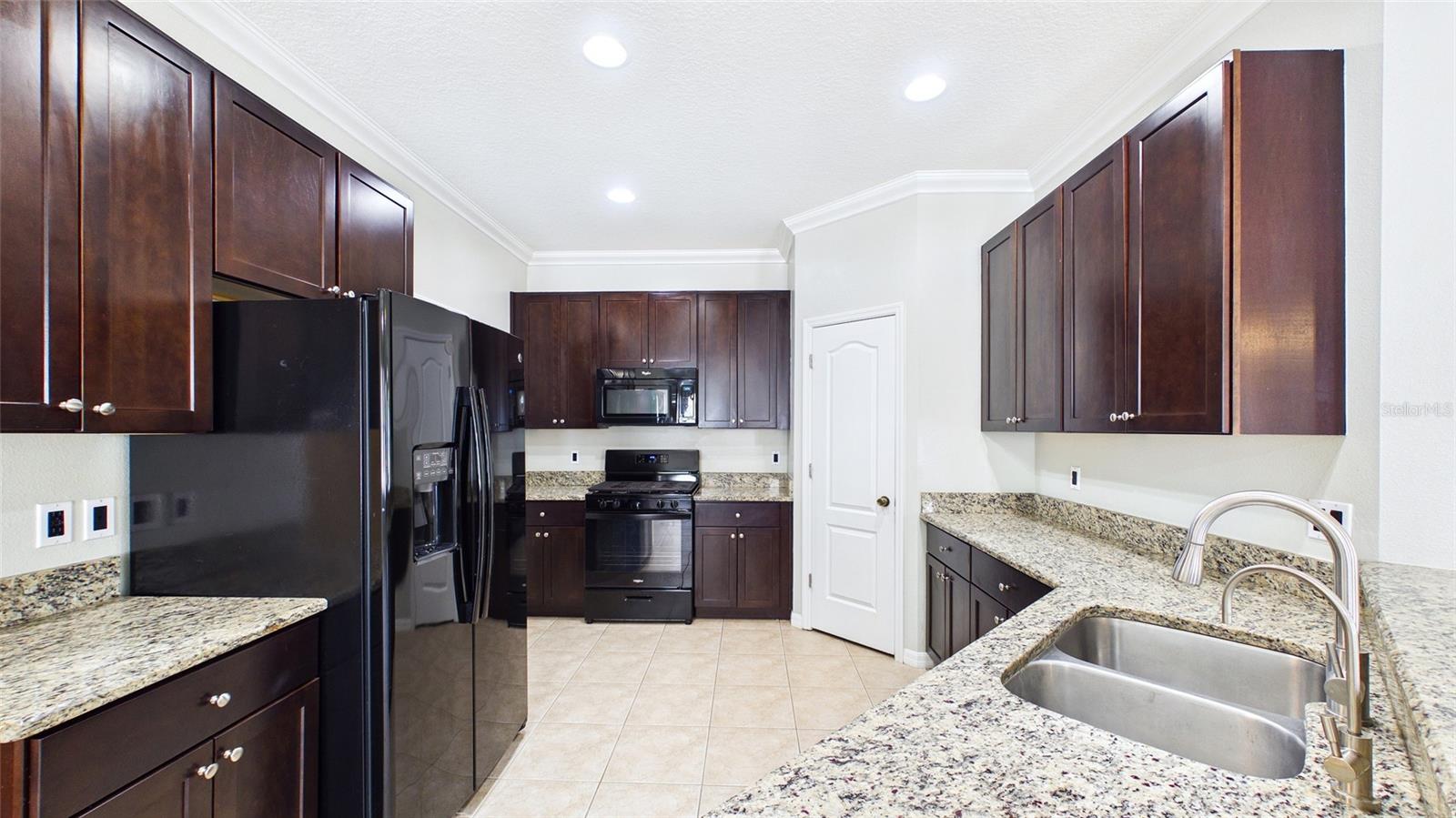 Image 28 of 56 For 7447 Surrey Pines Drive