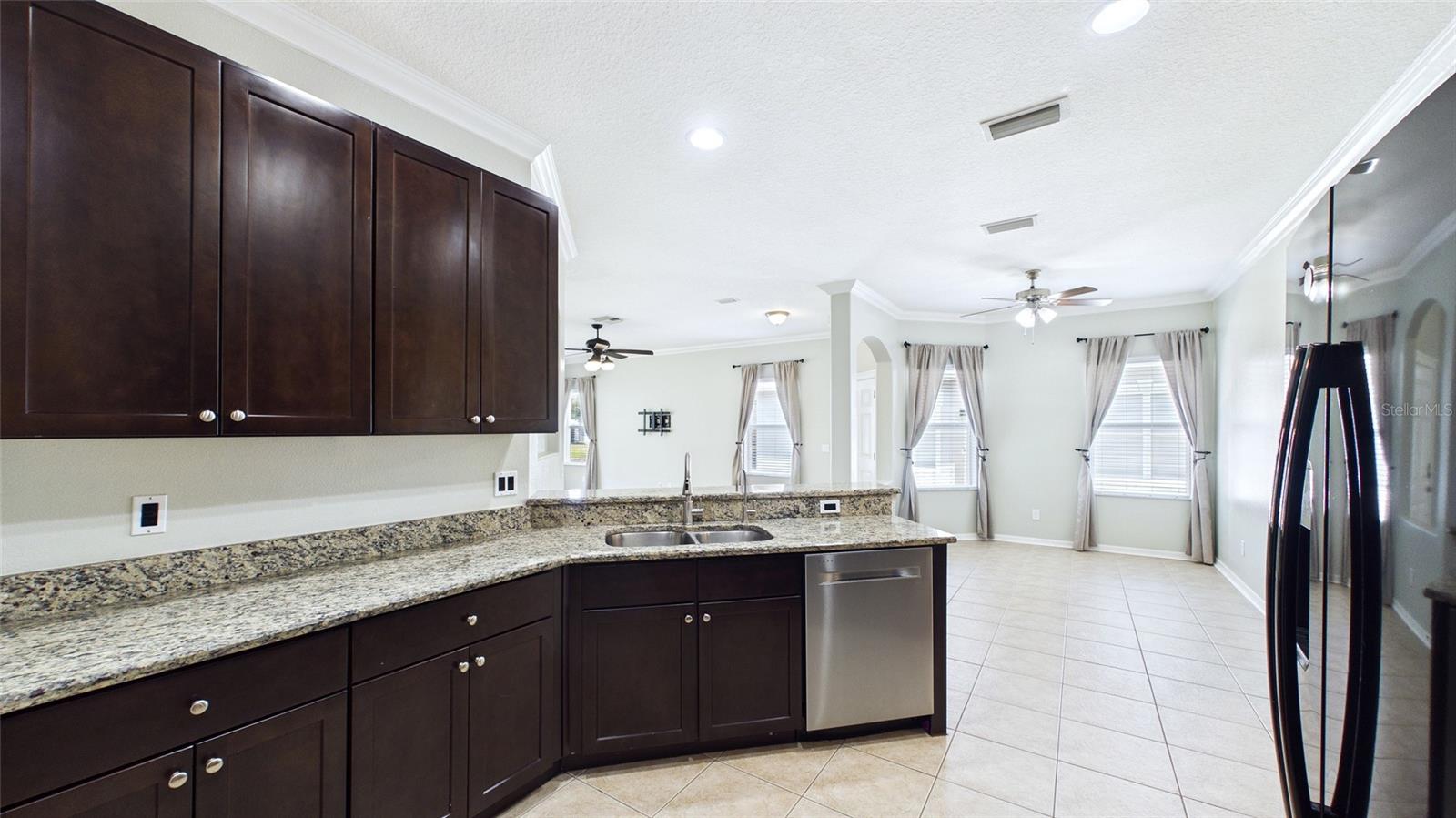 Image 32 of 56 For 7447 Surrey Pines Drive