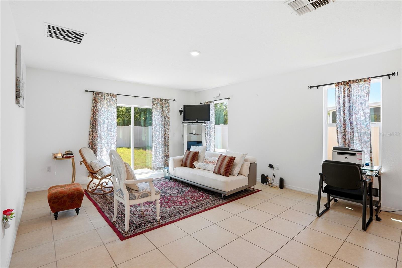 Image 11 of 46 For 4521 Reisswood Loop