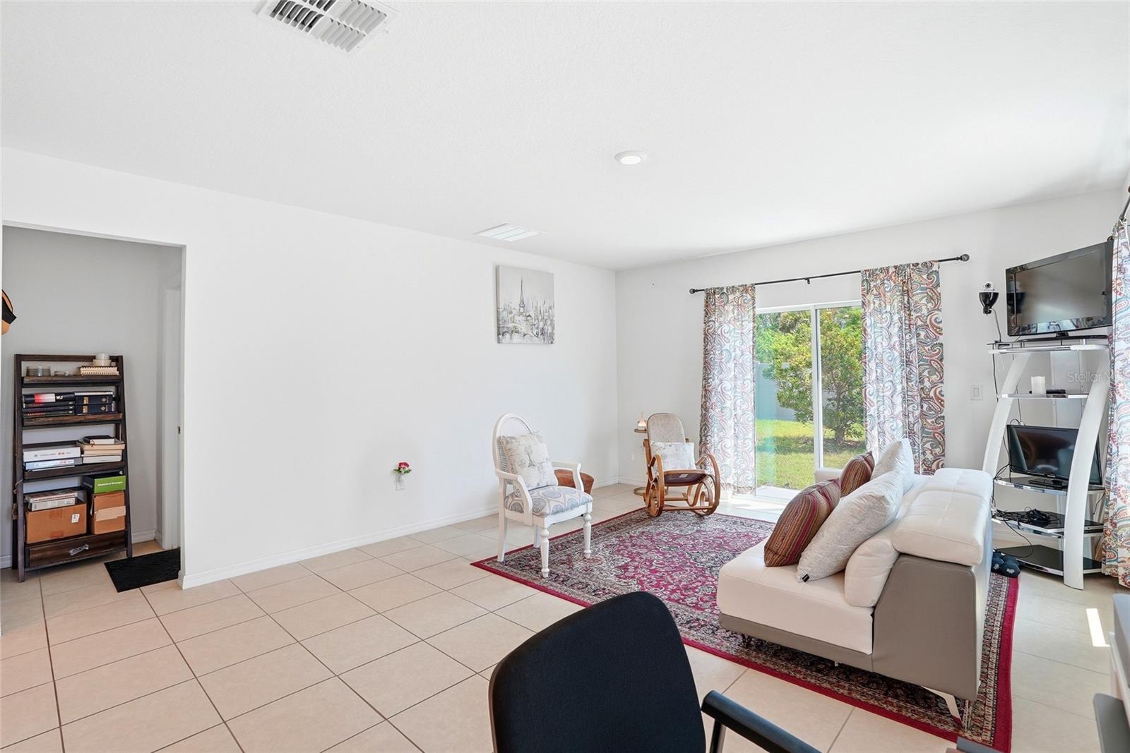 Image 12 of 46 For 4521 Reisswood Loop