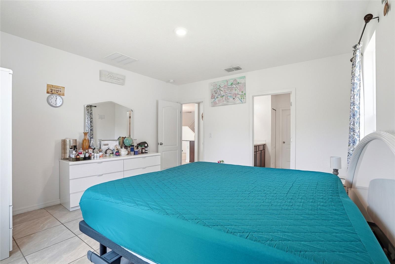 Image 15 of 46 For 4521 Reisswood Loop