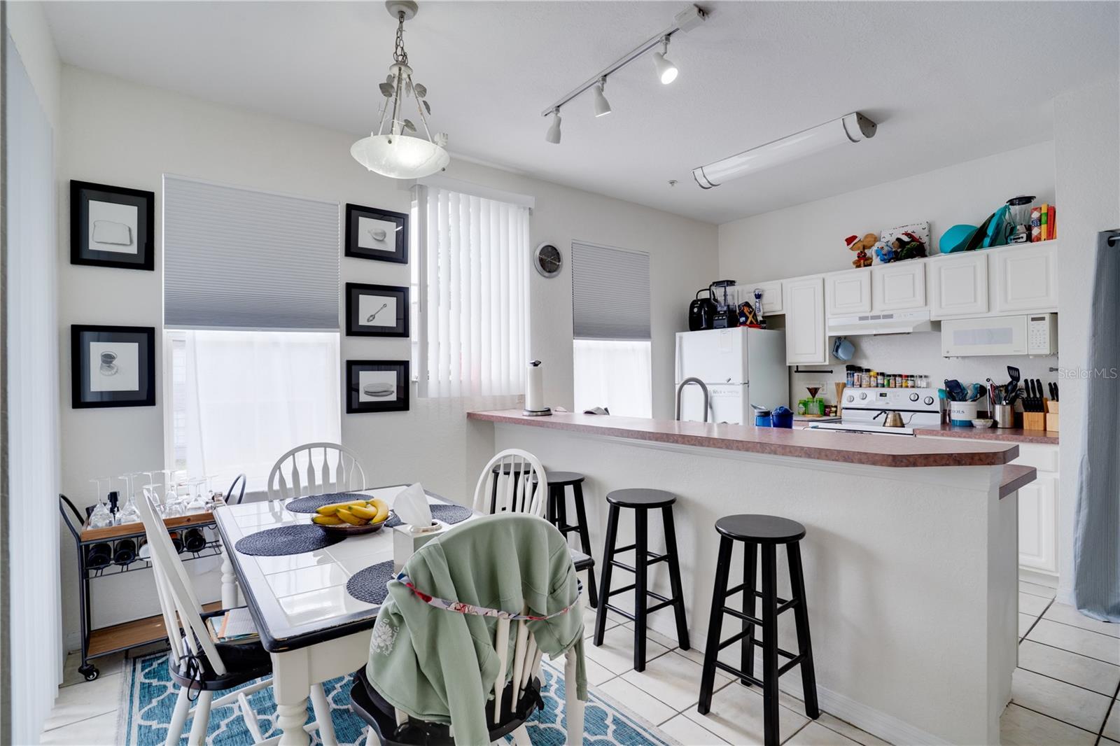 Image 7 of 28 For 5011 Sunridge Palms Drive 204