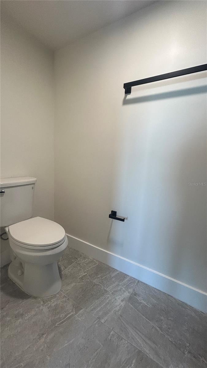 Image 8 of 11 For 2618 Cove Cay Drive 103