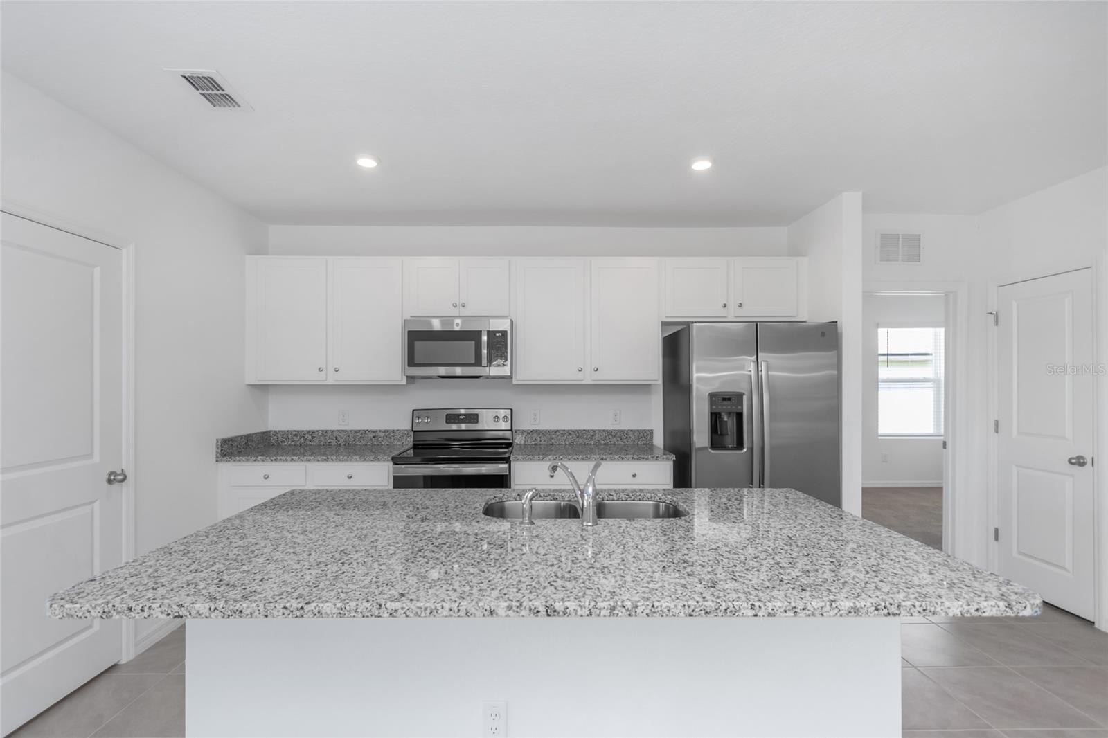 Image 3 of 19 For 6773 Branham Mill Court