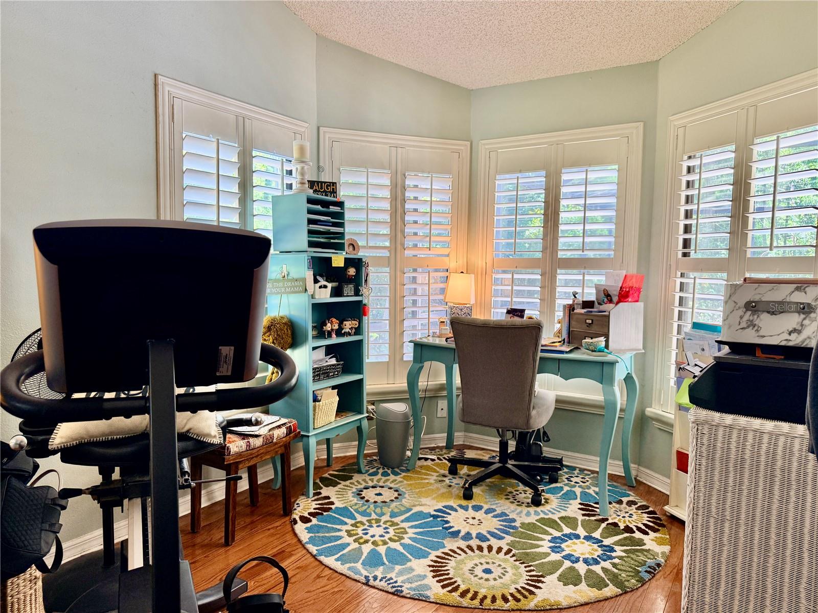 Image 18 of 43 For 3350 Laurelwood Court