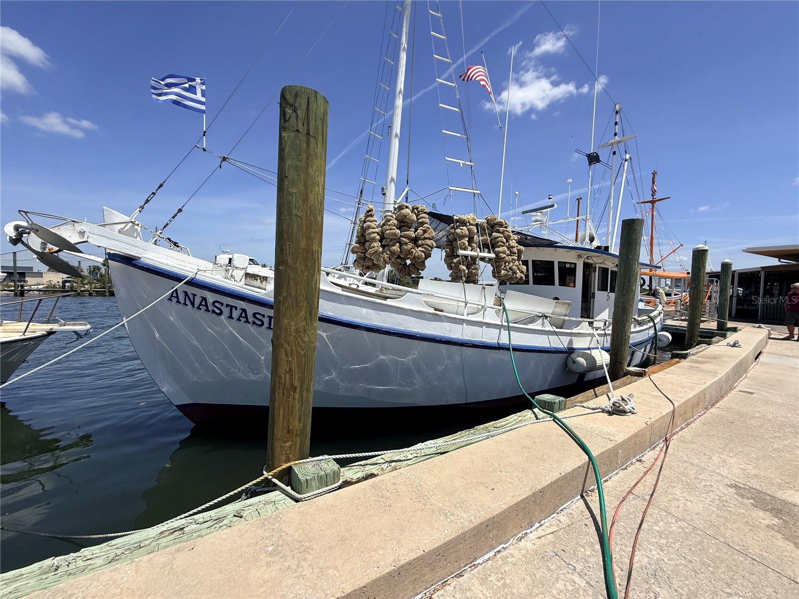 Image 40 of 43 For 3350 Laurelwood Court