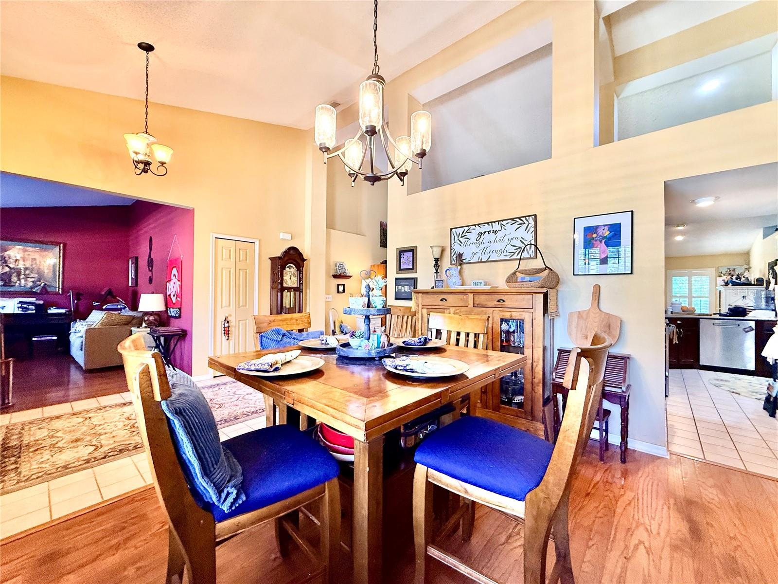 Image 6 of 43 For 3350 Laurelwood Court