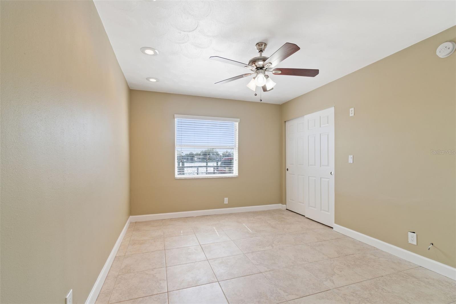 Image 40 of 86 For 2307 Bay Boulevard