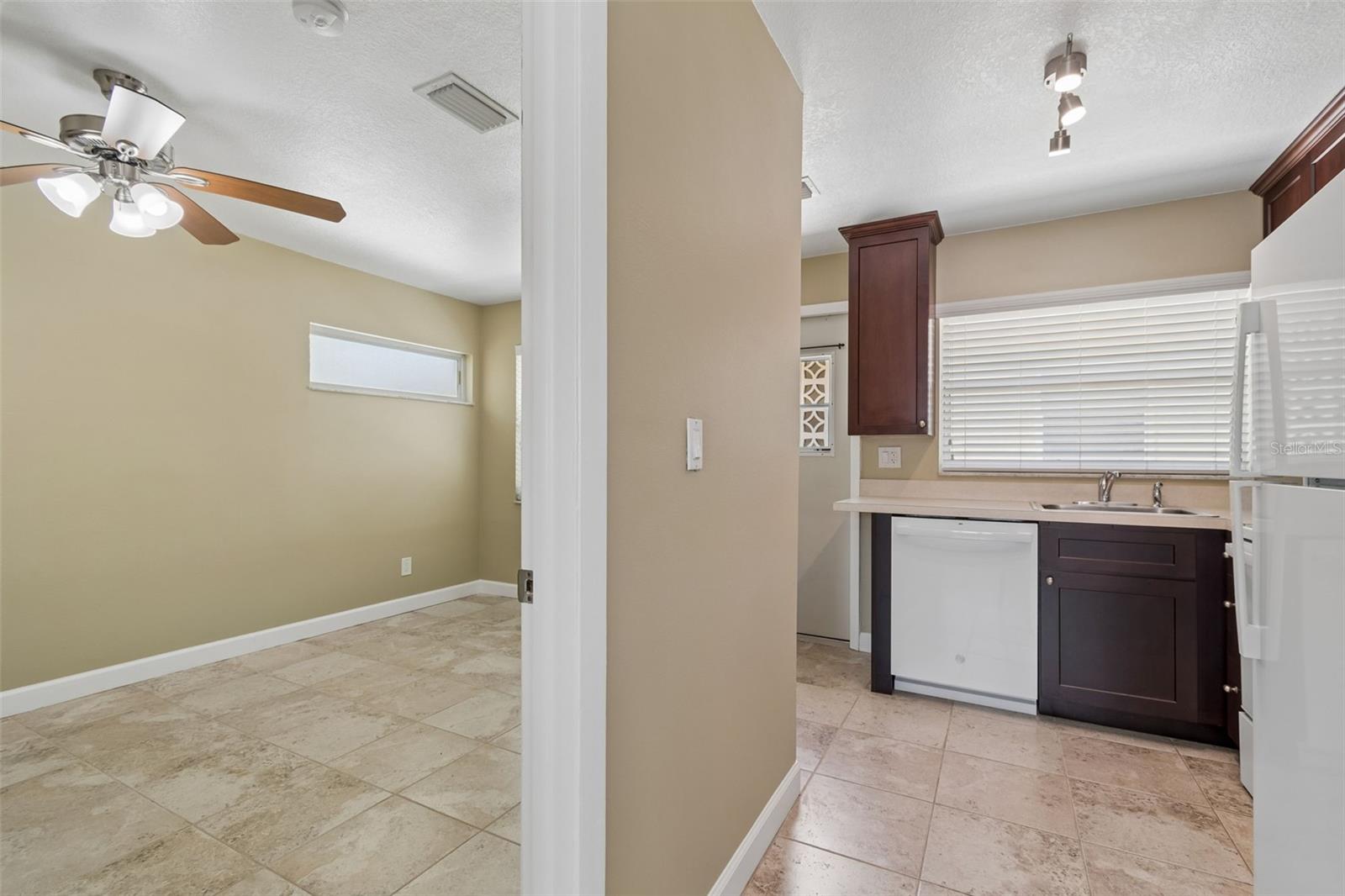 Image 80 of 86 For 2307 Bay Boulevard