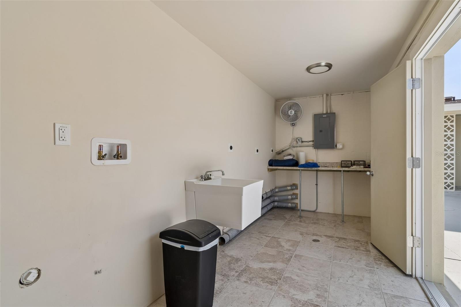 Image 86 of 86 For 2307 Bay Boulevard