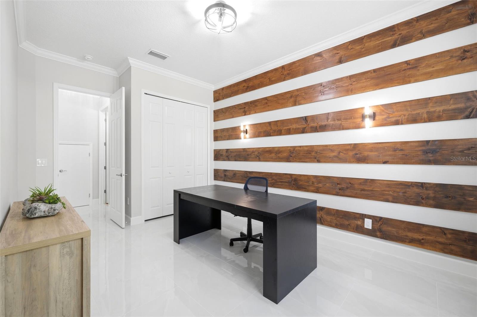 Listing photo id 25 for 8005 Cypress Crossing Court