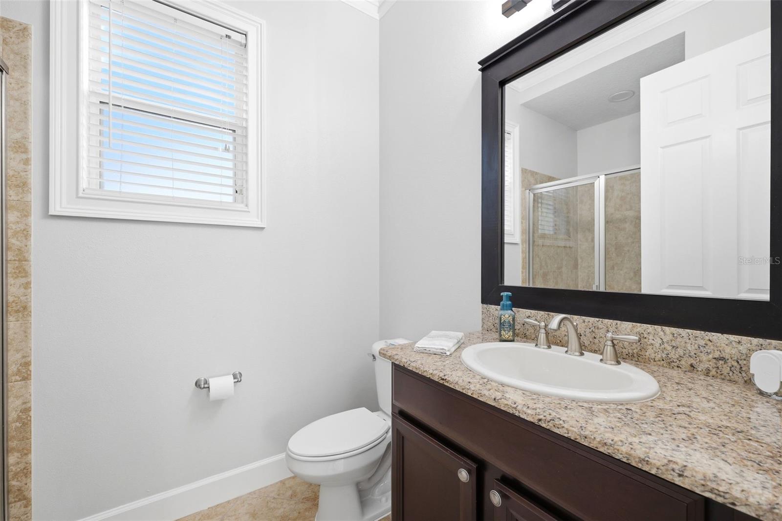 Listing photo id 26 for 8005 Cypress Crossing Court