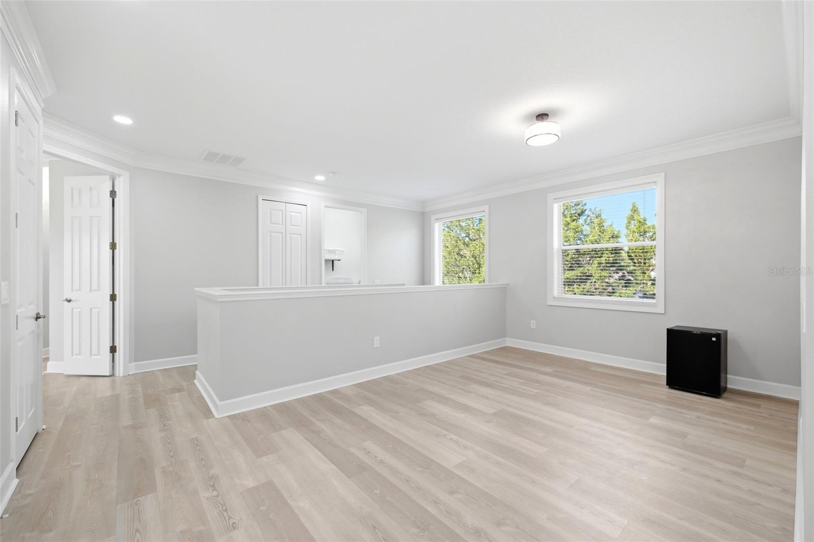 Listing photo id 30 for 8005 Cypress Crossing Court