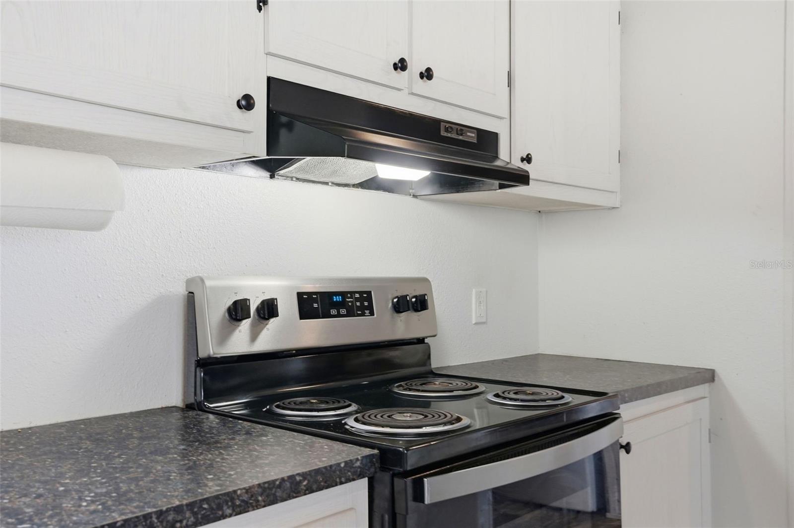 Image 12 of 38 For 5404 Heloise Terrace