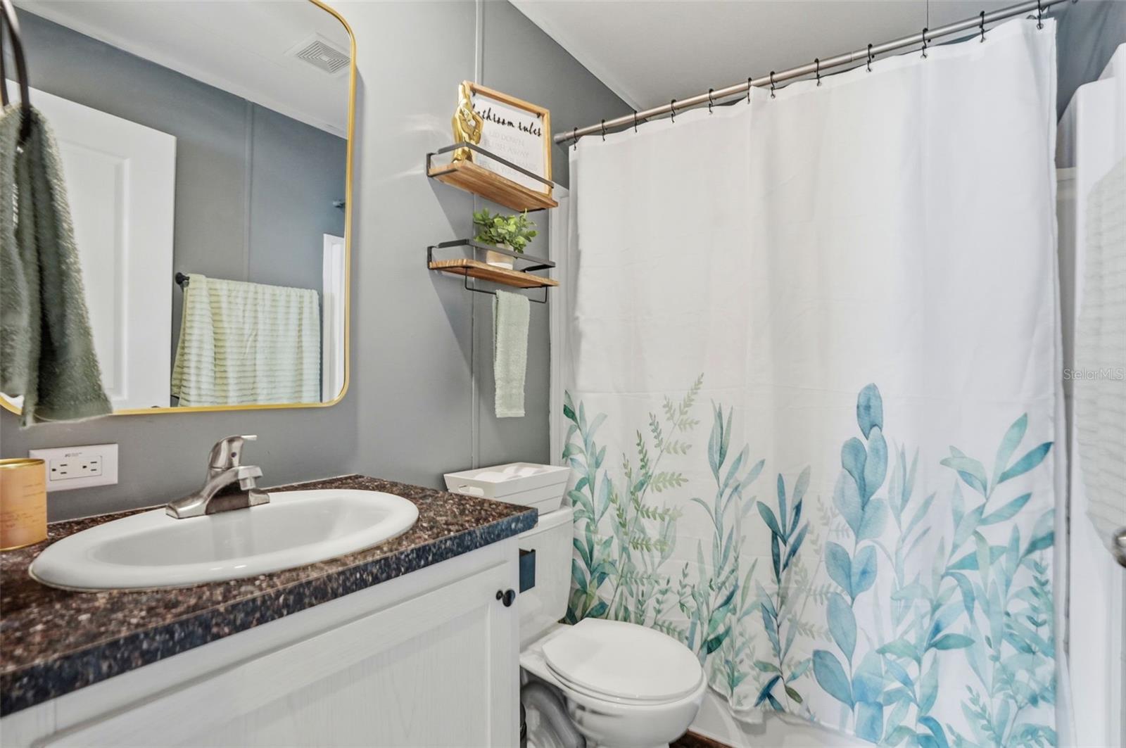 Image 21 of 38 For 5404 Heloise Terrace