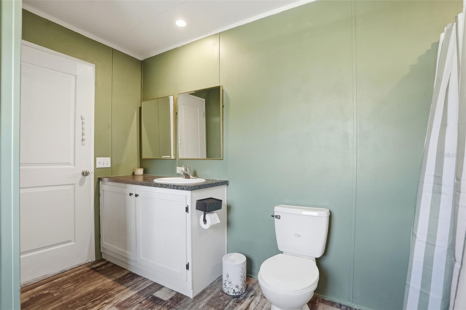 Image 25 of 38 For 5404 Heloise Terrace