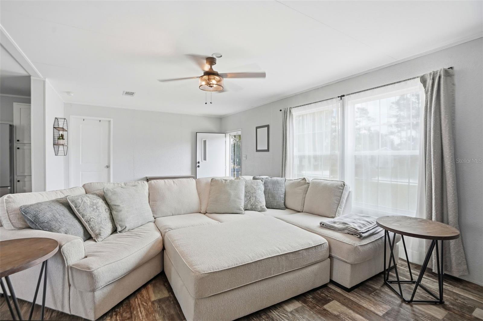 Image 8 of 38 For 5404 Heloise Terrace