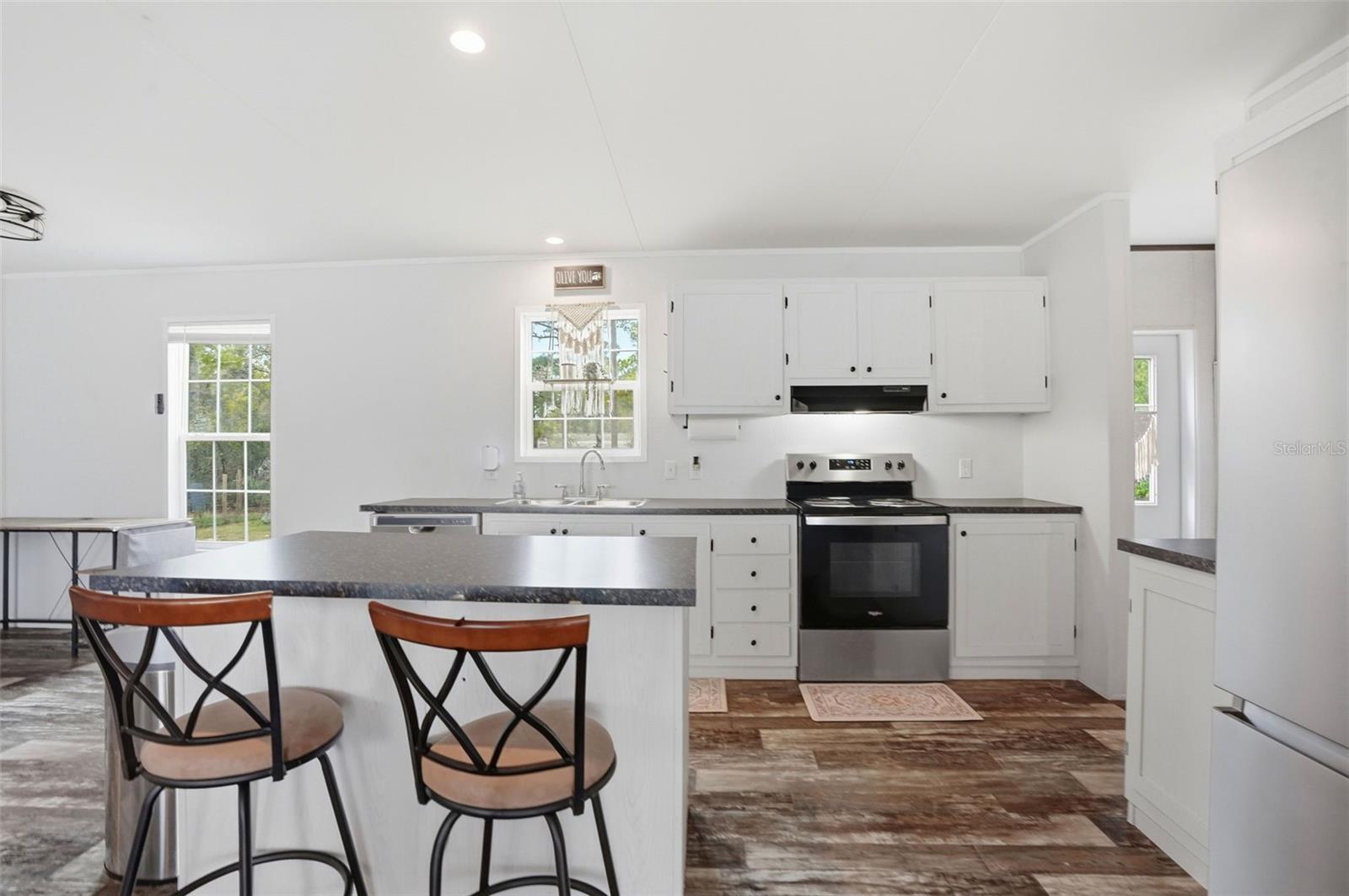 Image 9 of 38 For 5404 Heloise Terrace