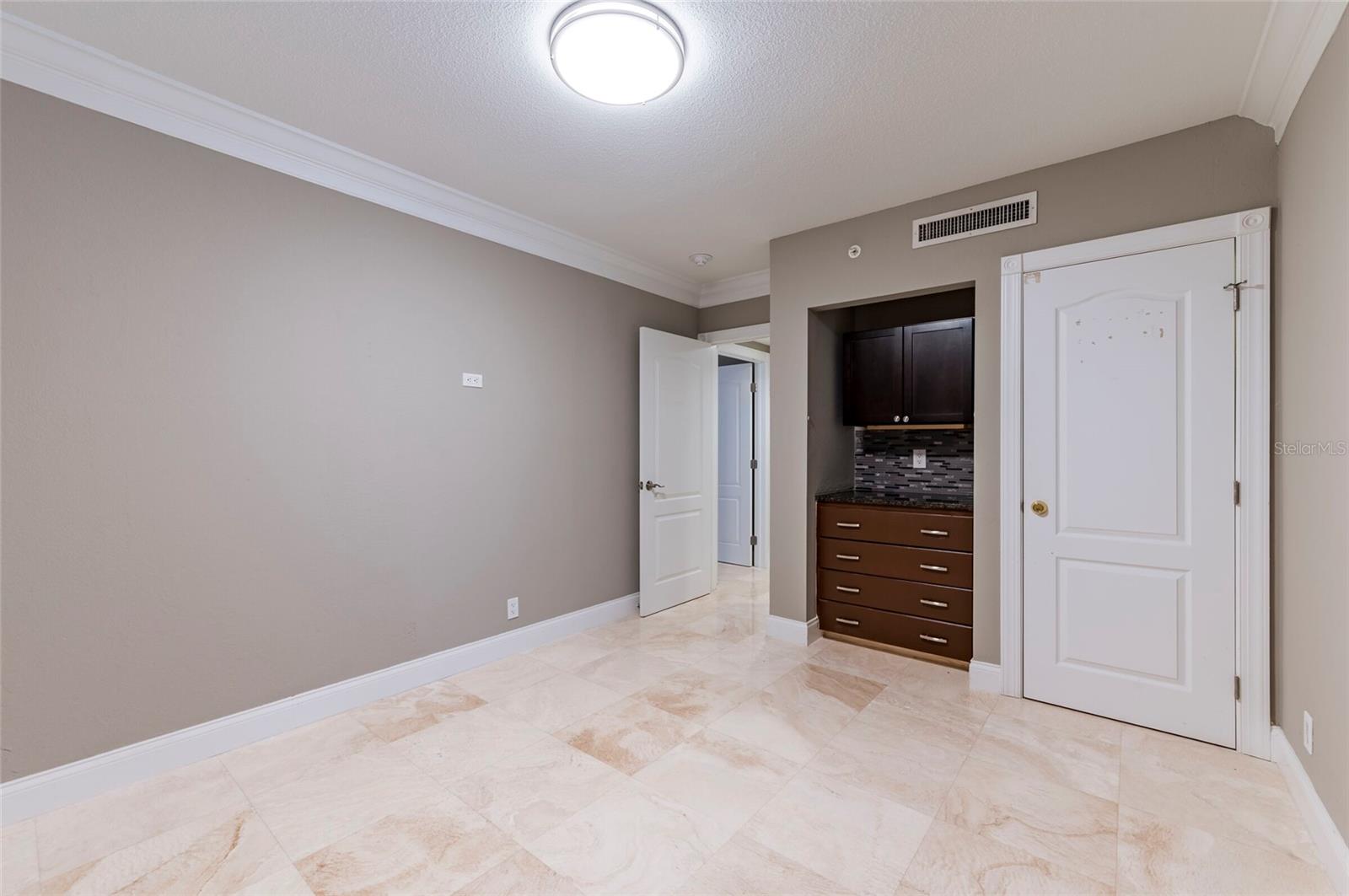 Image 18 of 57 For 36750 Us Highway 19 N 04221