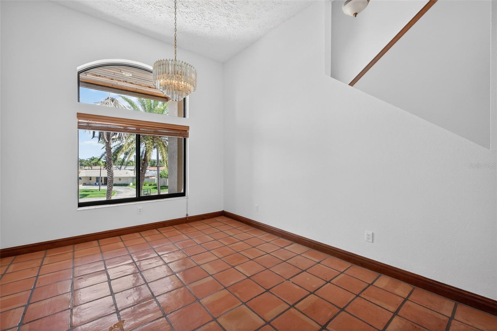 Image 11 of 70 For 4300 13th Way Ne