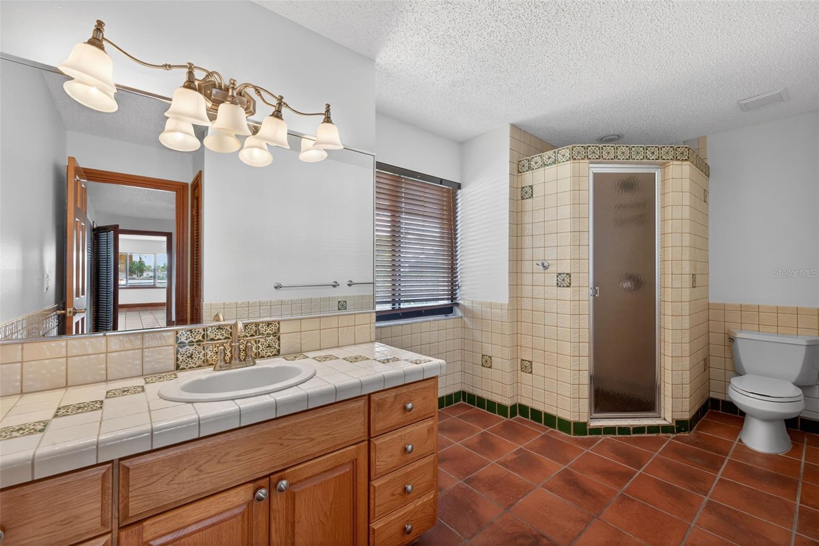 Image 43 of 70 For 4300 13th Way Ne