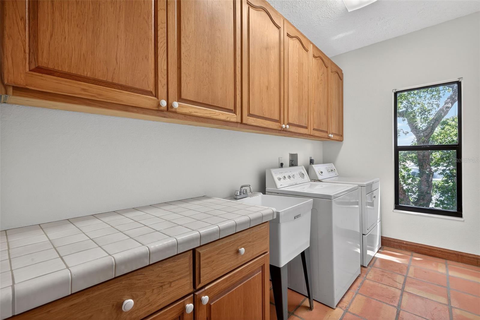 Image 46 of 70 For 4300 13th Way Ne