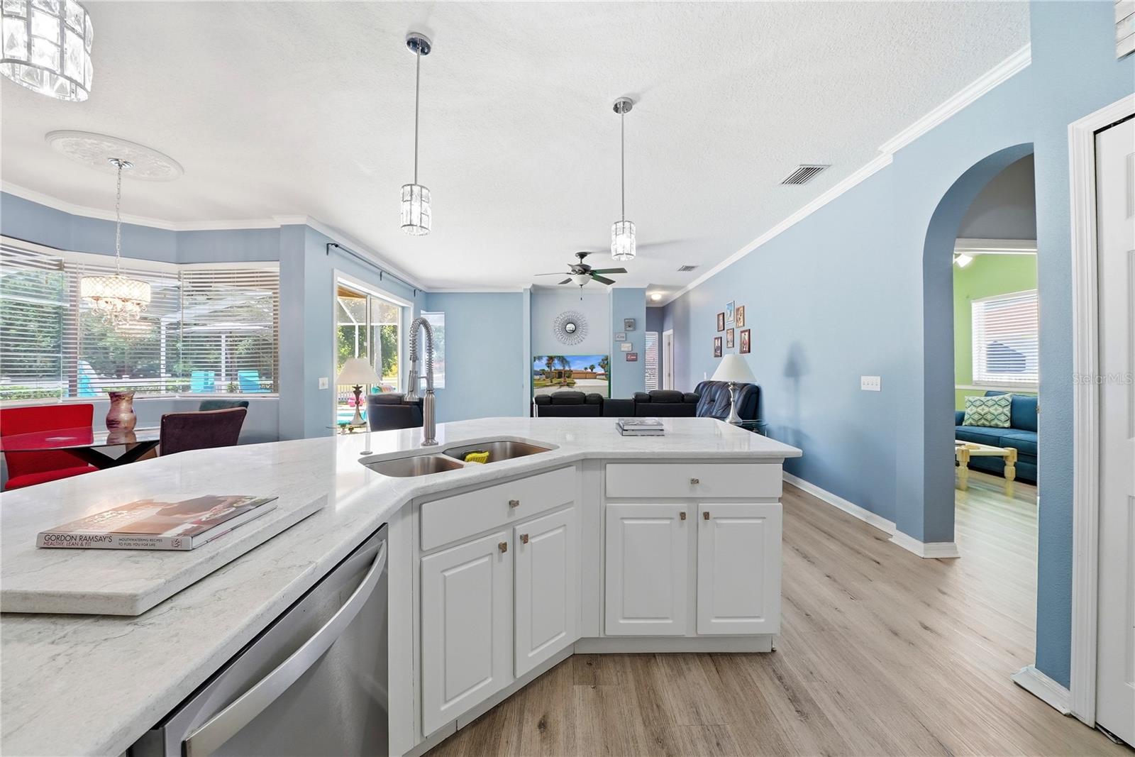 Image 15 of 43 For 12025 Pennfield Place