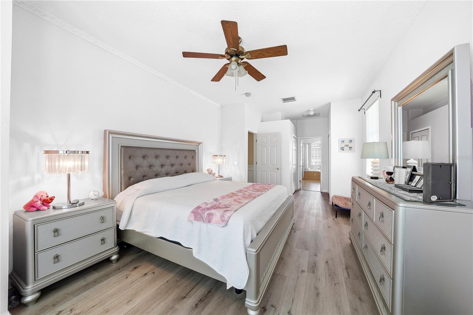 Image 23 of 43 For 12025 Pennfield Place