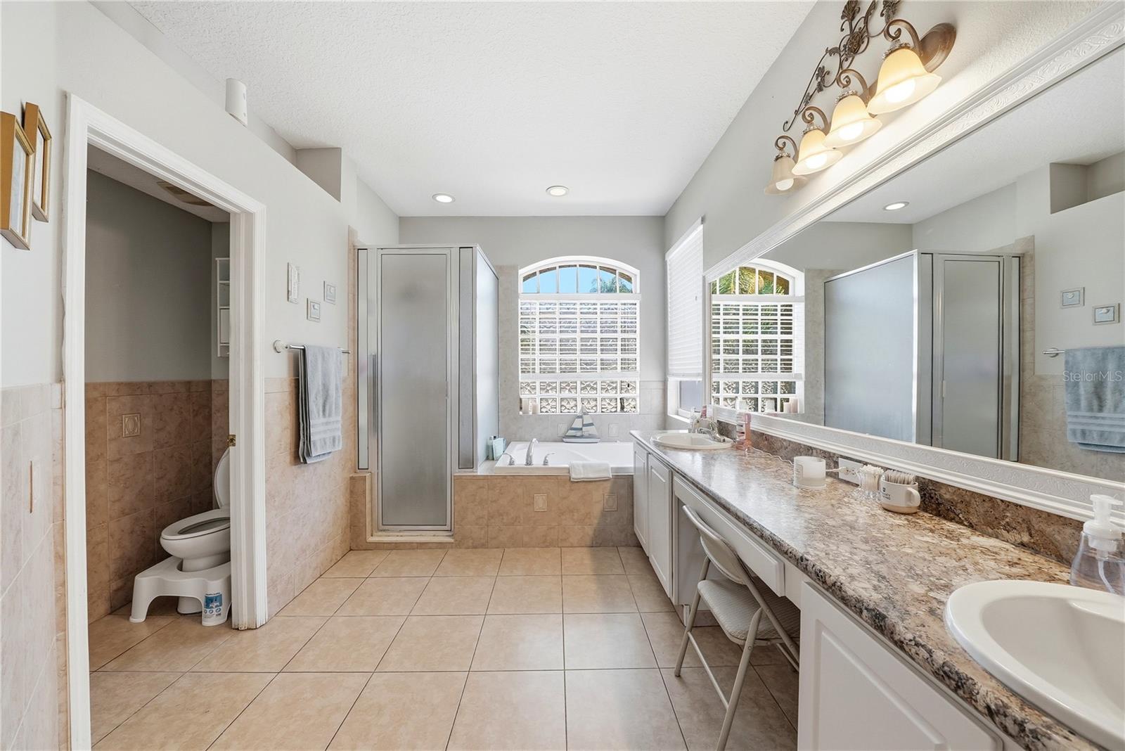 Image 26 of 43 For 12025 Pennfield Place