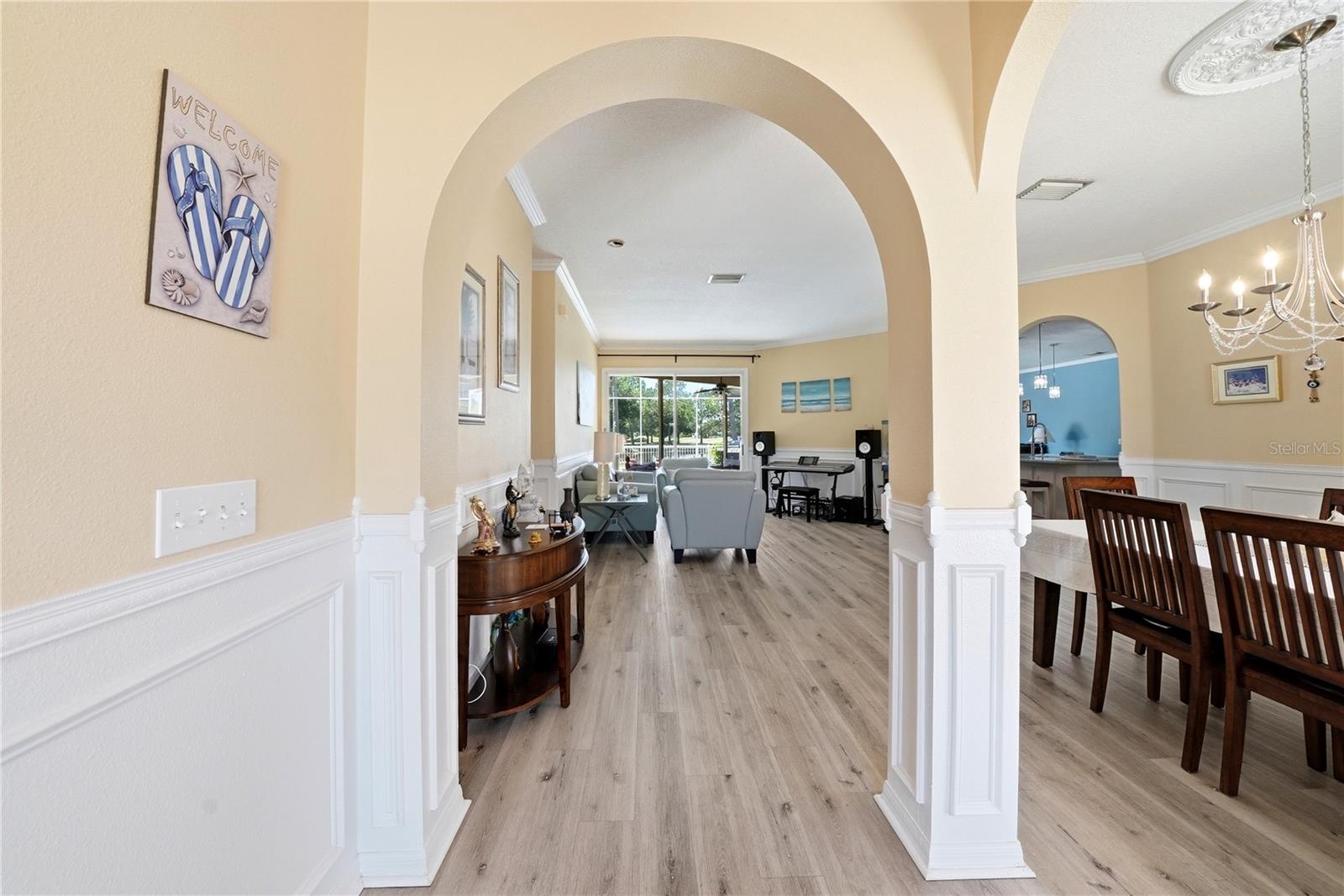 Image 4 of 43 For 12025 Pennfield Place