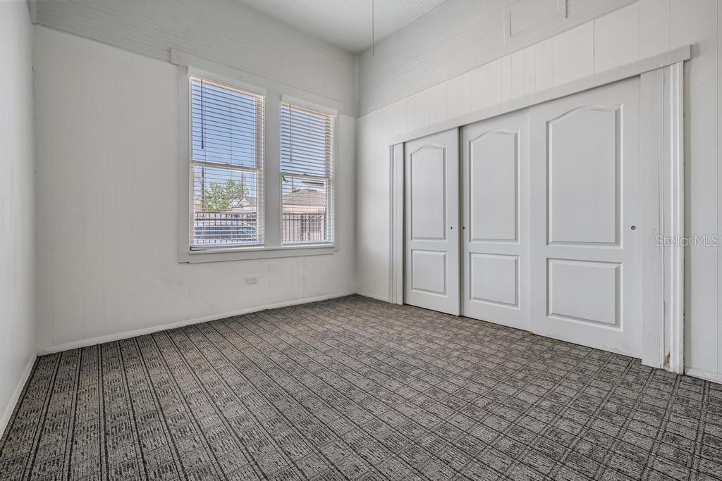 Image 16 of 19 For 2319 Aileen Street B