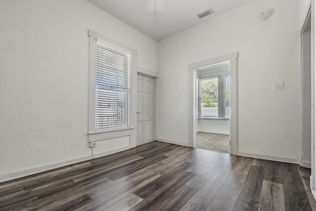 Image 8 of 19 For 2319 Aileen Street B