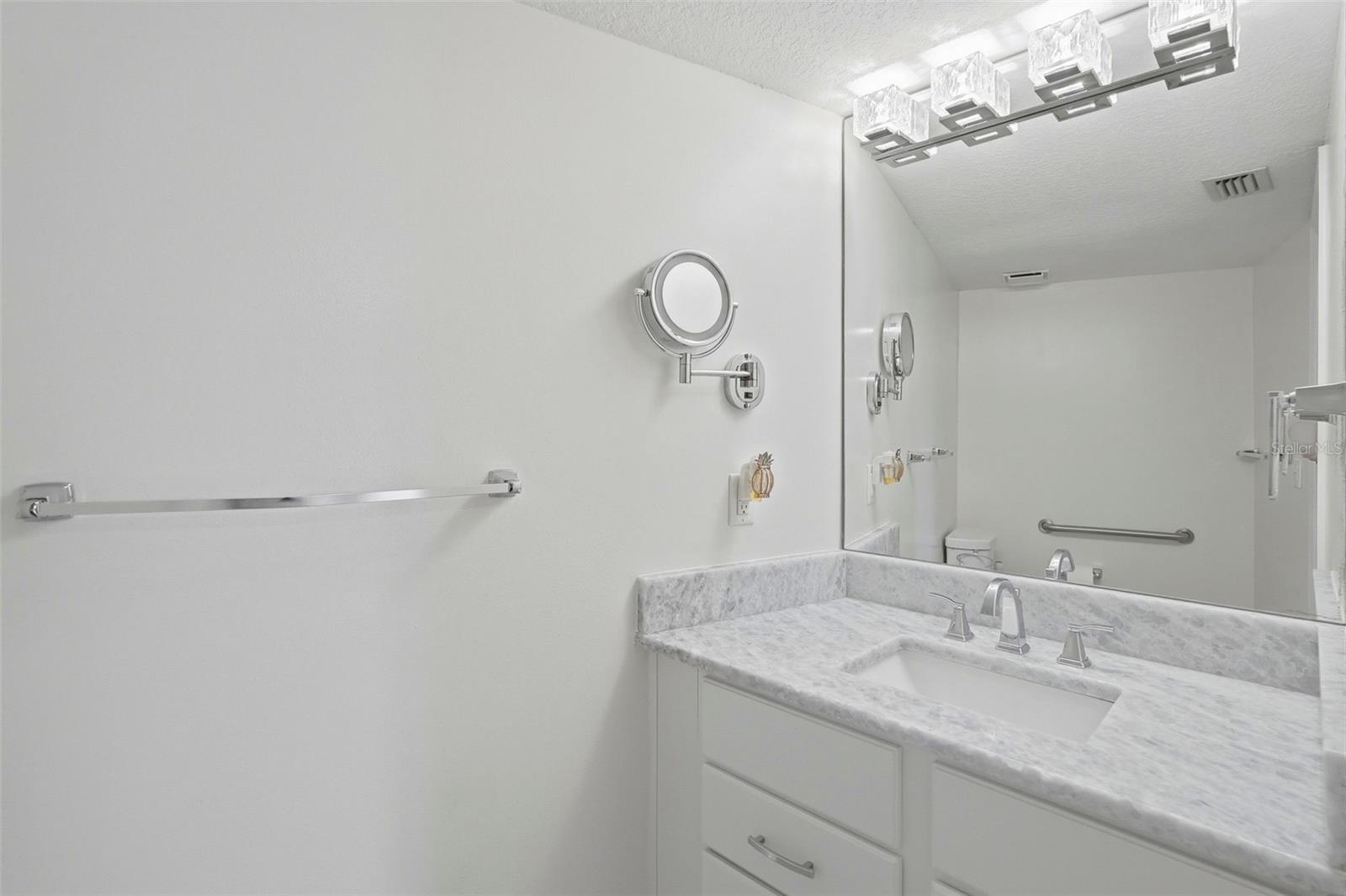 Image 18 of 46 For 1100 Pinellas Bayway S G2