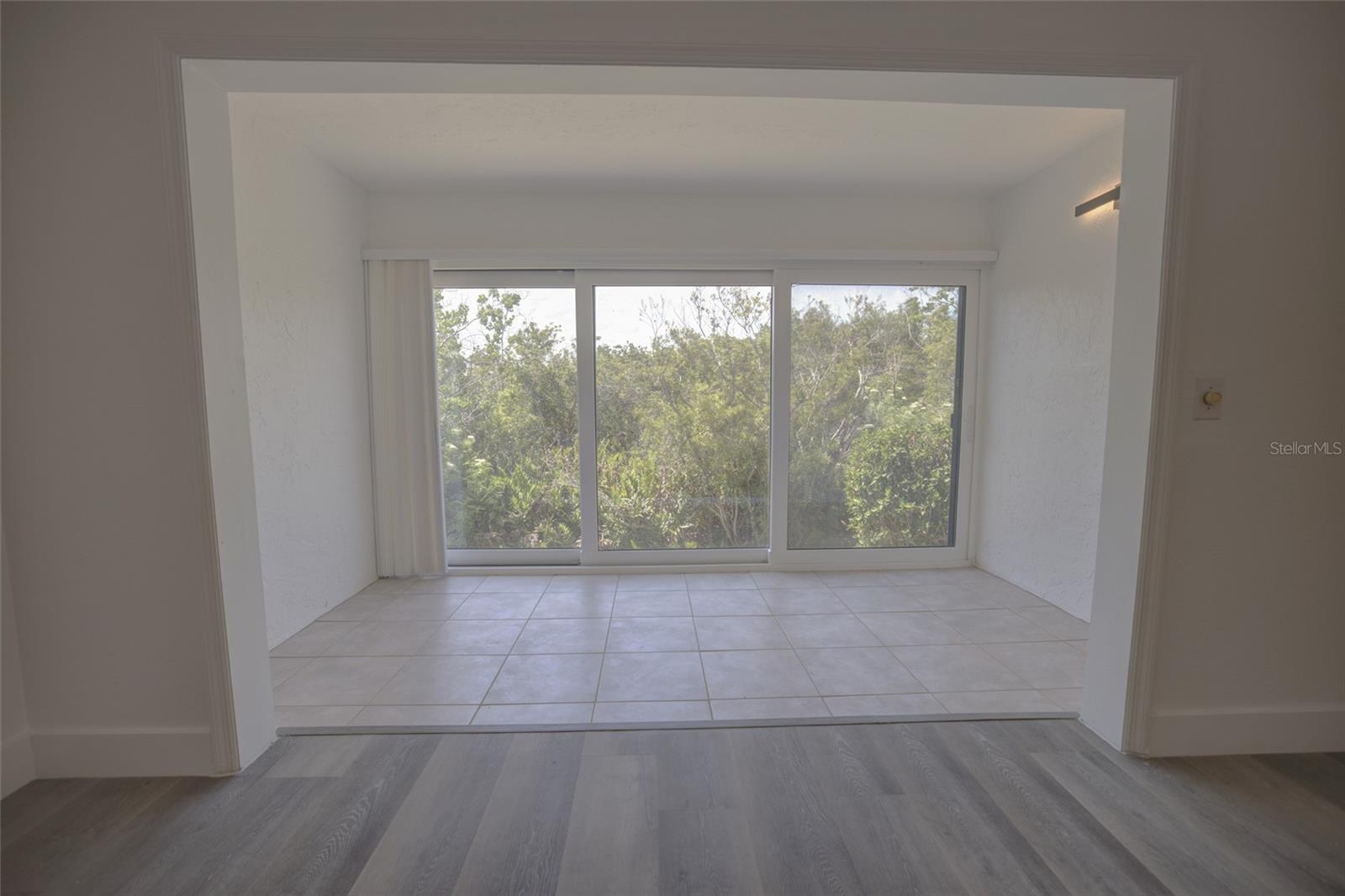 Image 11 of 48 For 10134 Regal Drive 1