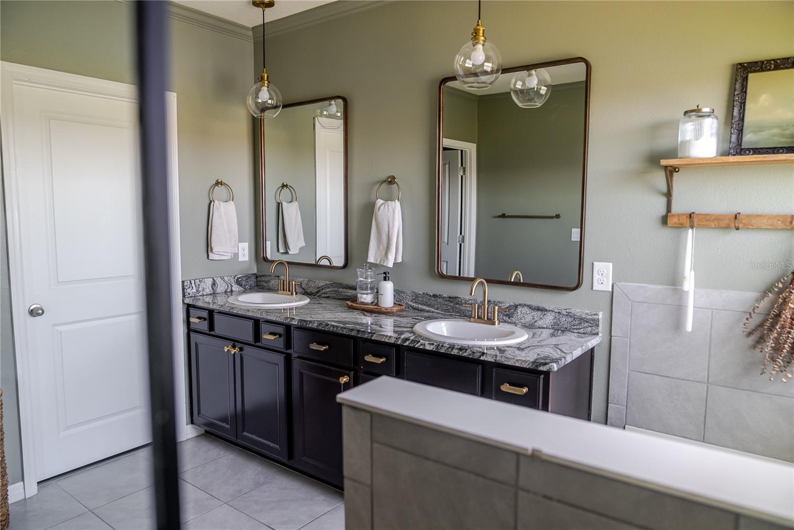 Image 14 of 28 For 2406 Open Seas Cove