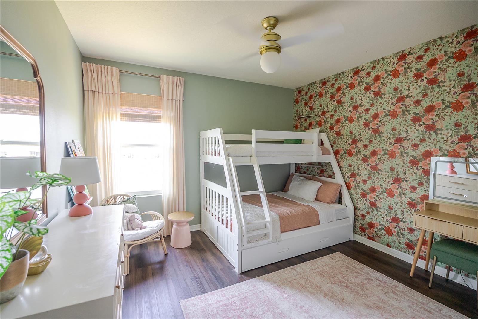 Image 16 of 28 For 2406 Open Seas Cove