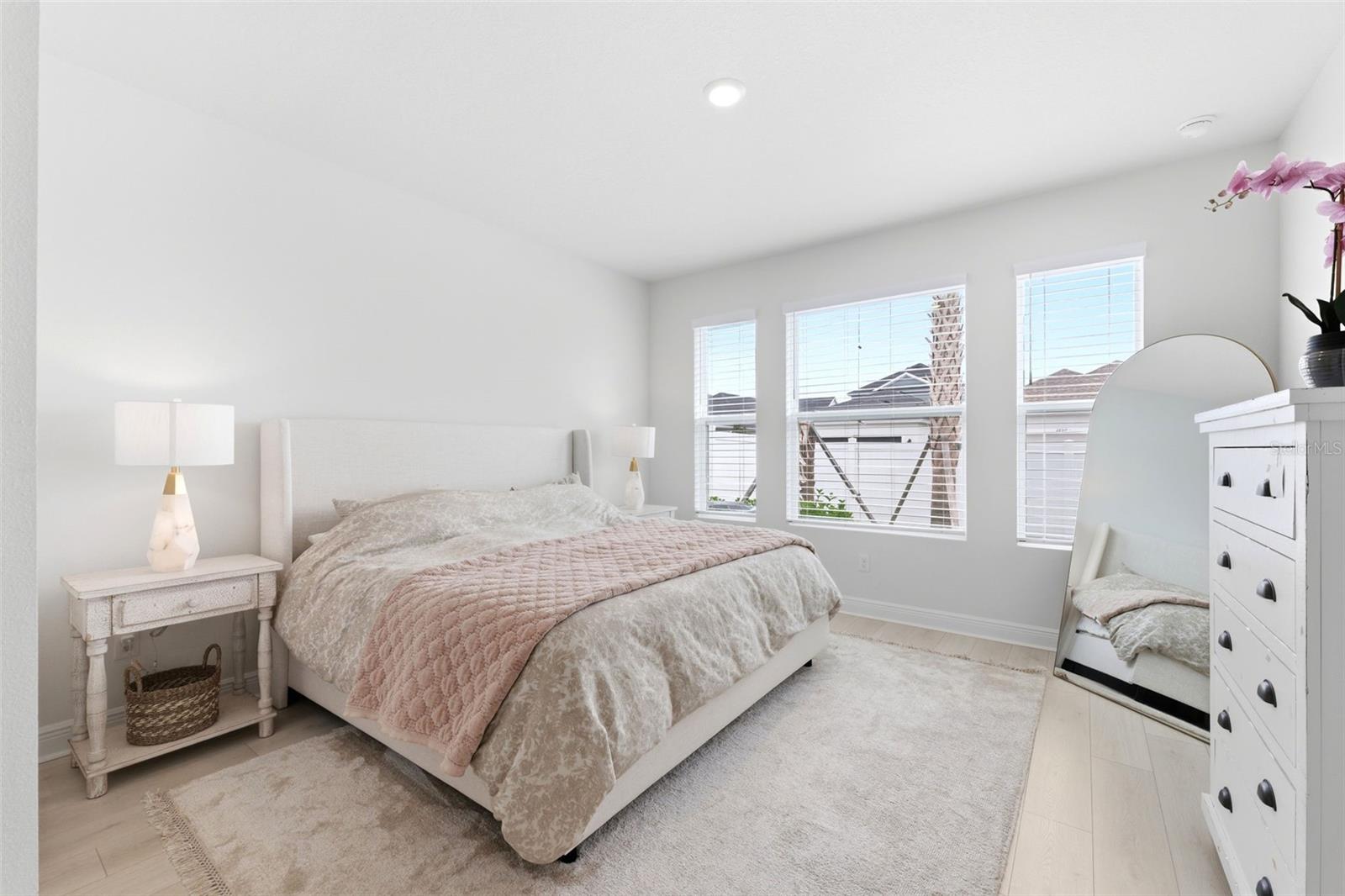 Image 17 of 31 For 28905 Orange Berry Drive