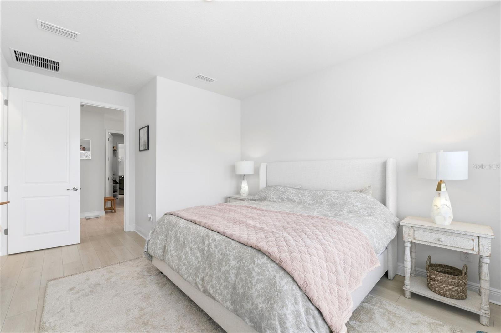 Image 18 of 31 For 28905 Orange Berry Drive