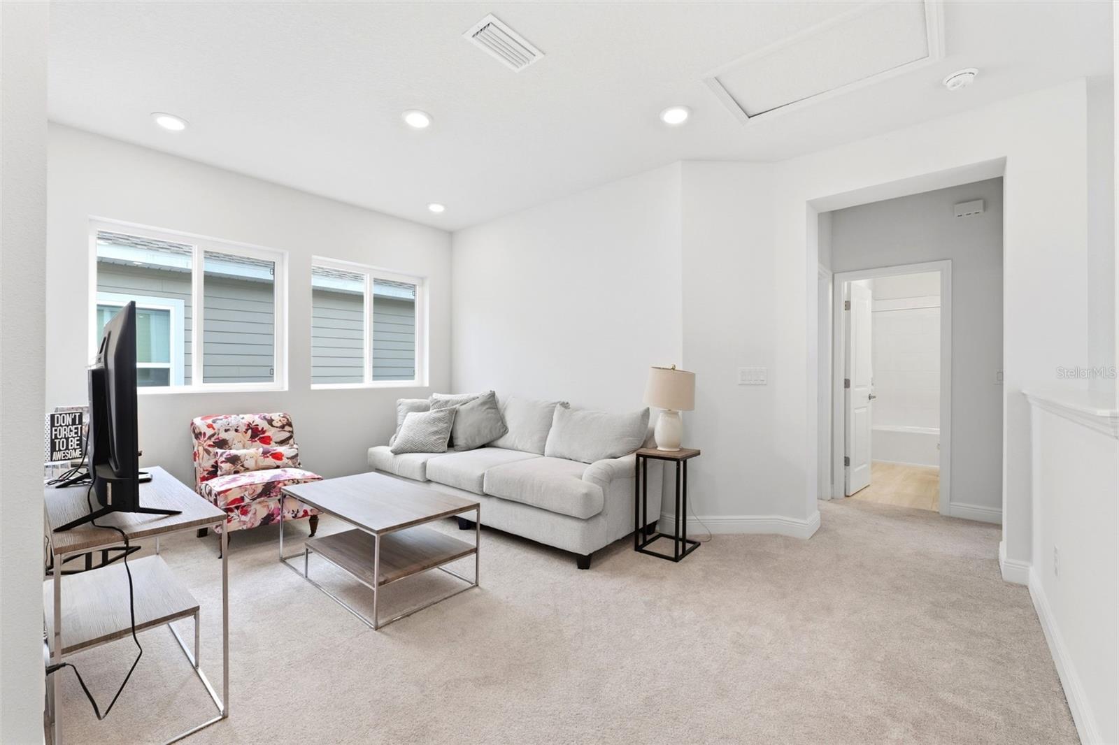 Image 21 of 31 For 28905 Orange Berry Drive